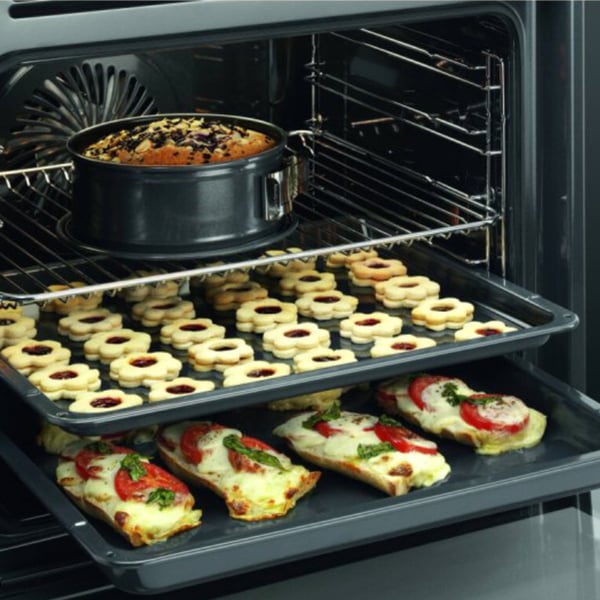 AEG Electric Oven Built In 60Cm|BEB331010M - Urbancucine