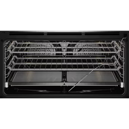 Electrolux 90cm UltimateTaste 700 built-in single oven with 125L capacity |EVE916SE