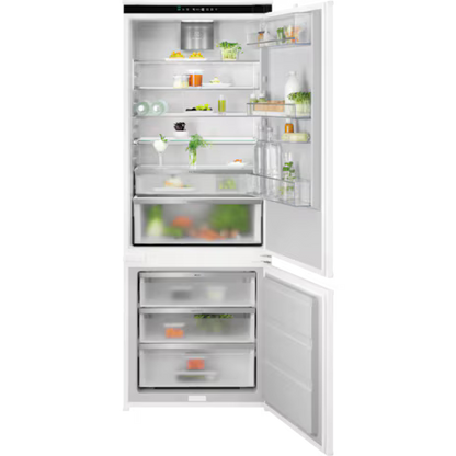 Electrolux 351L 700 Series built-in bottom freezer refrigerator |ENP7TD70S