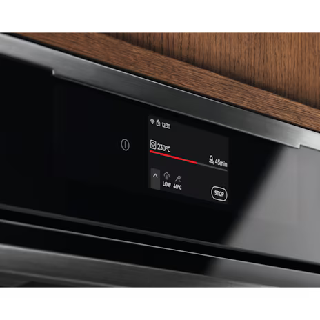 Electrolux 60cm 700 MealAssist SteamCrisp built-in single steam oven with 72L capacity |KOCAP3XH