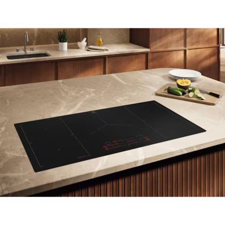 Electrolux 90cm 800 SenseBoil&Fry built-in induction hob with 5 cooking zones |KIS97550IT