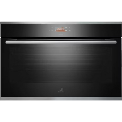 Electrolux 90cm UltimateTaste 700 built-in single oven with 125L capacity |EVE916SE